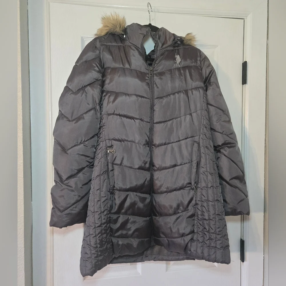 U.S. Polo Assn. Grey Puffer Jacket Size‎ XL